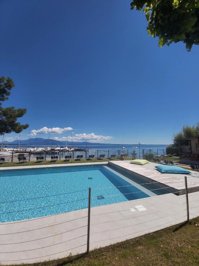 Villaggio Turistico Dei Tigli Padenghe sul Garda Exteriör bild