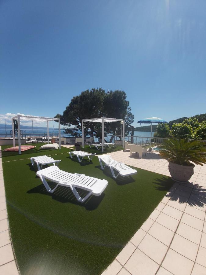 Villaggio Turistico Dei Tigli Padenghe sul Garda Exteriör bild